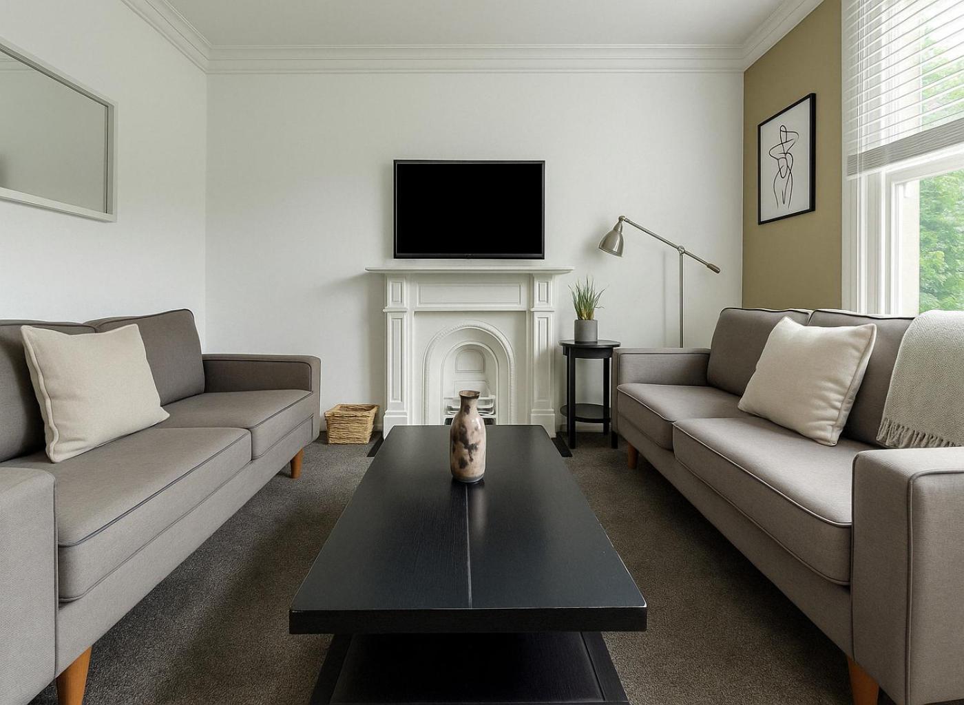 Apartment Flat - 3 Min To West Kensington Station